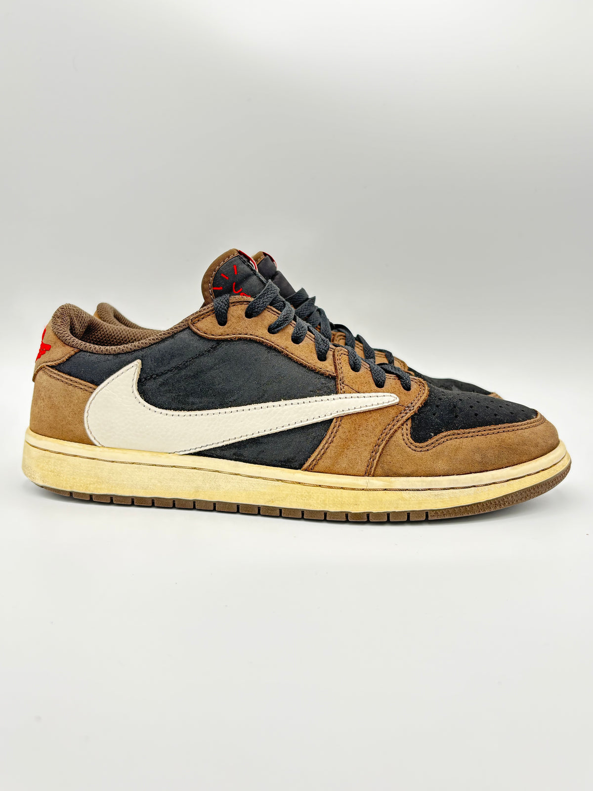 Travis Scott X Air Jordan 1 Retro Low OG SP Dark Mocha