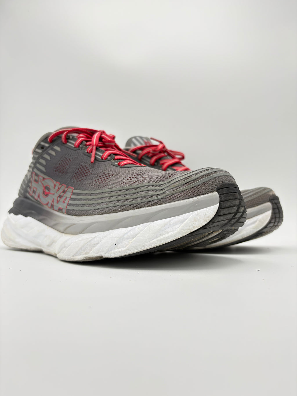 Hoka One One Bondi 6