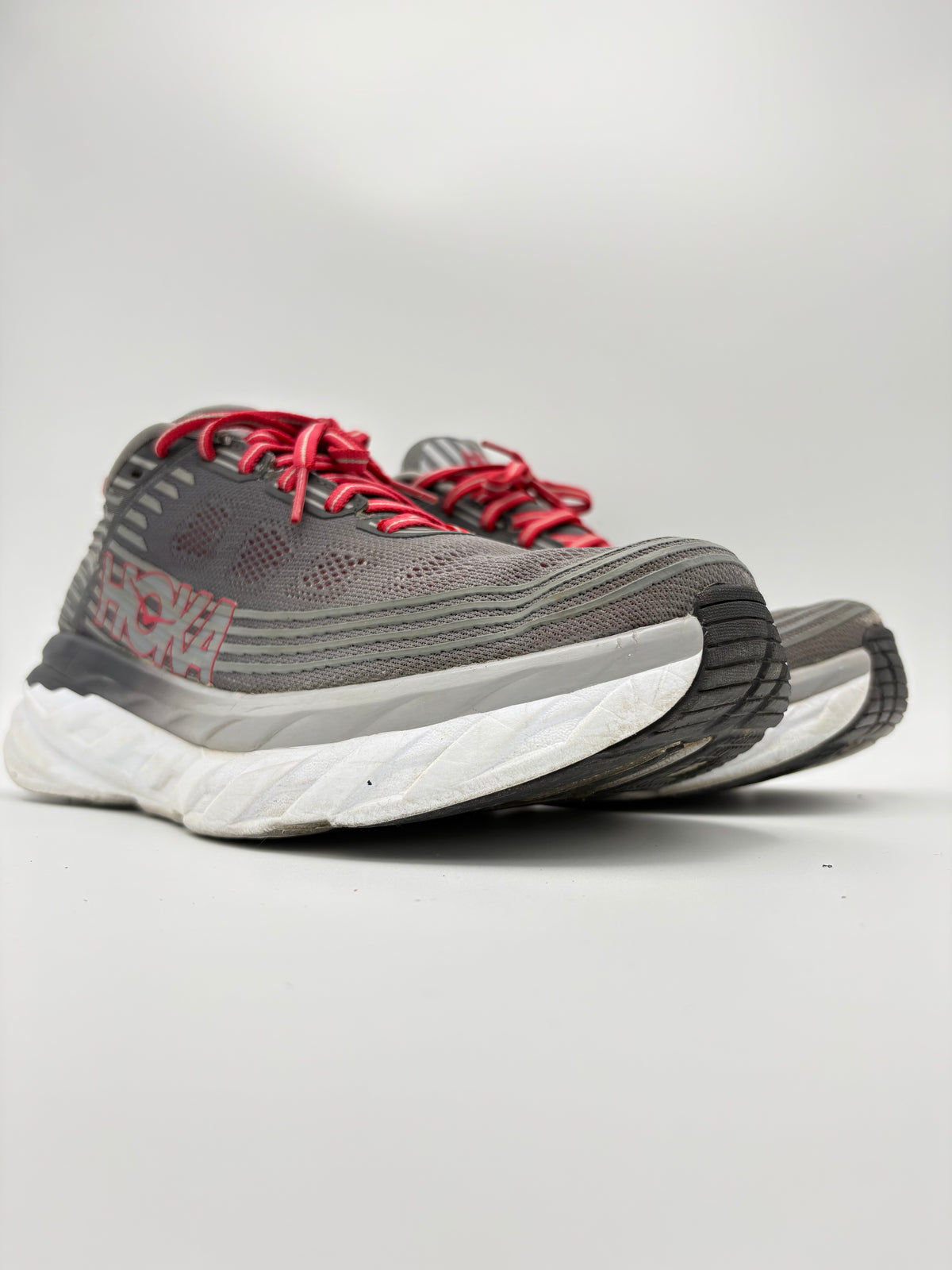 Hoka One One Bondi 6
