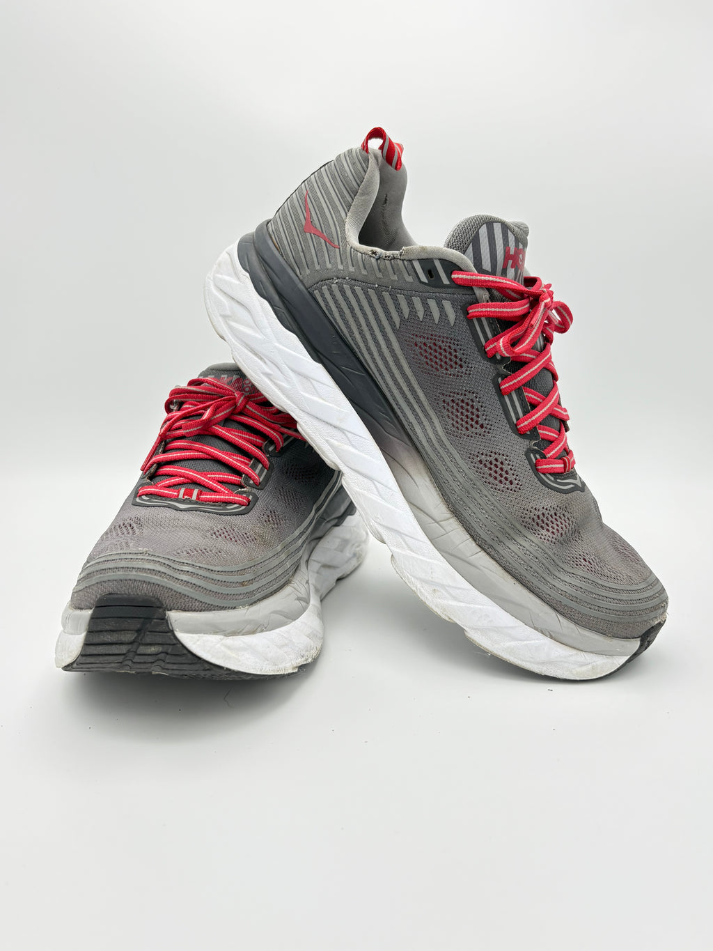 Hoka One One Bondi 6