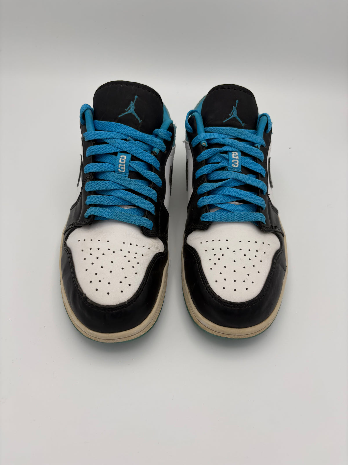 Nike Air Jordan 1 Low SE Laser Blue