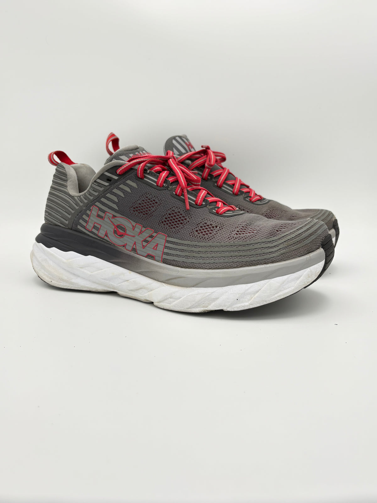 Hoka One One Bondi 6