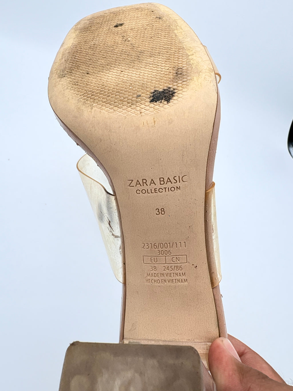 Zara Basic