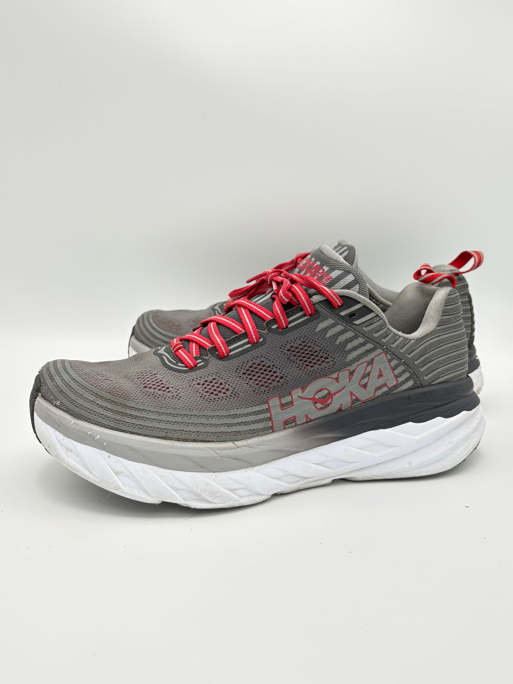 Hoka One One Bondi 6