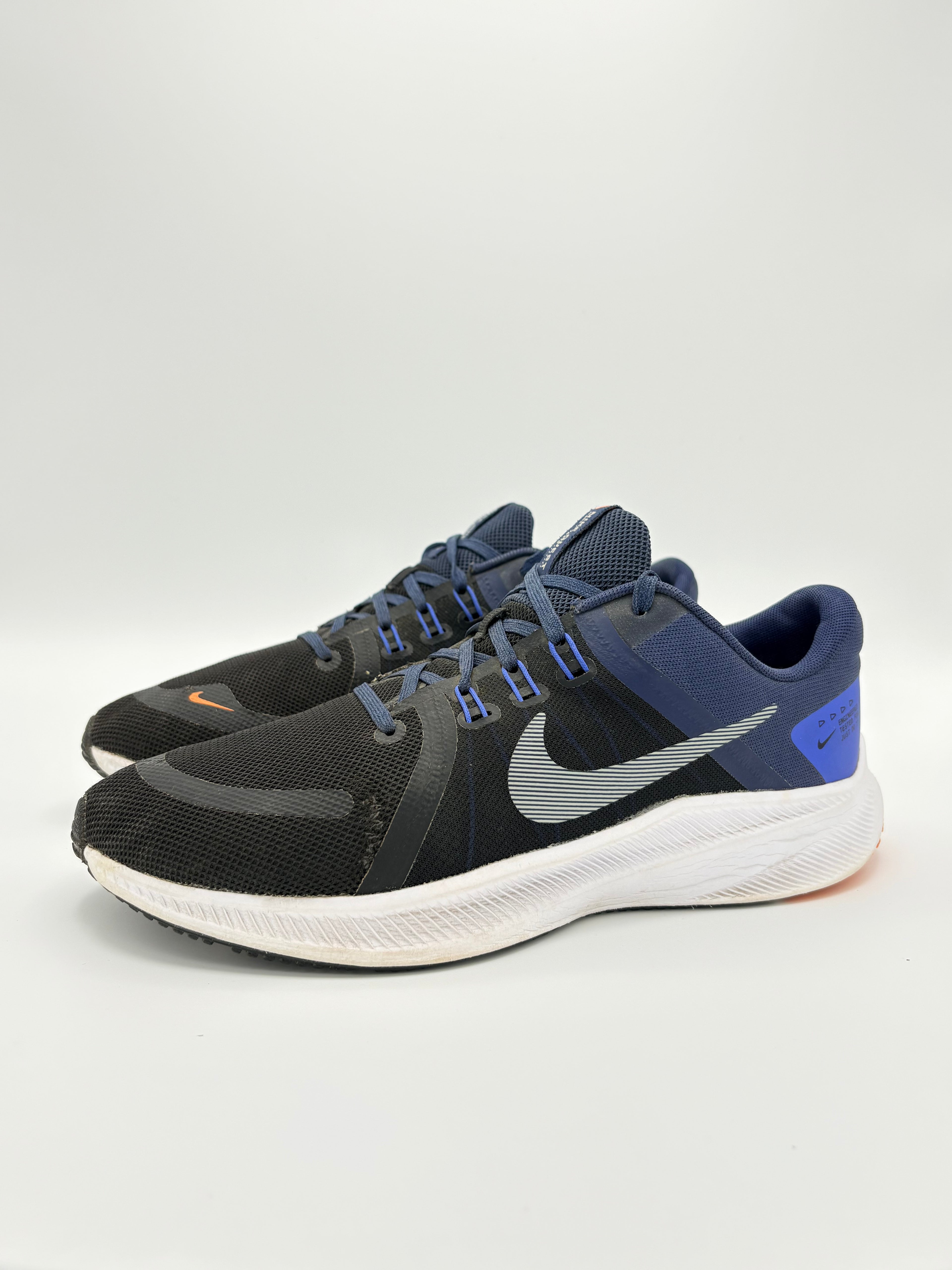 Nike Quest 4 Black Midnight Navy Low Top