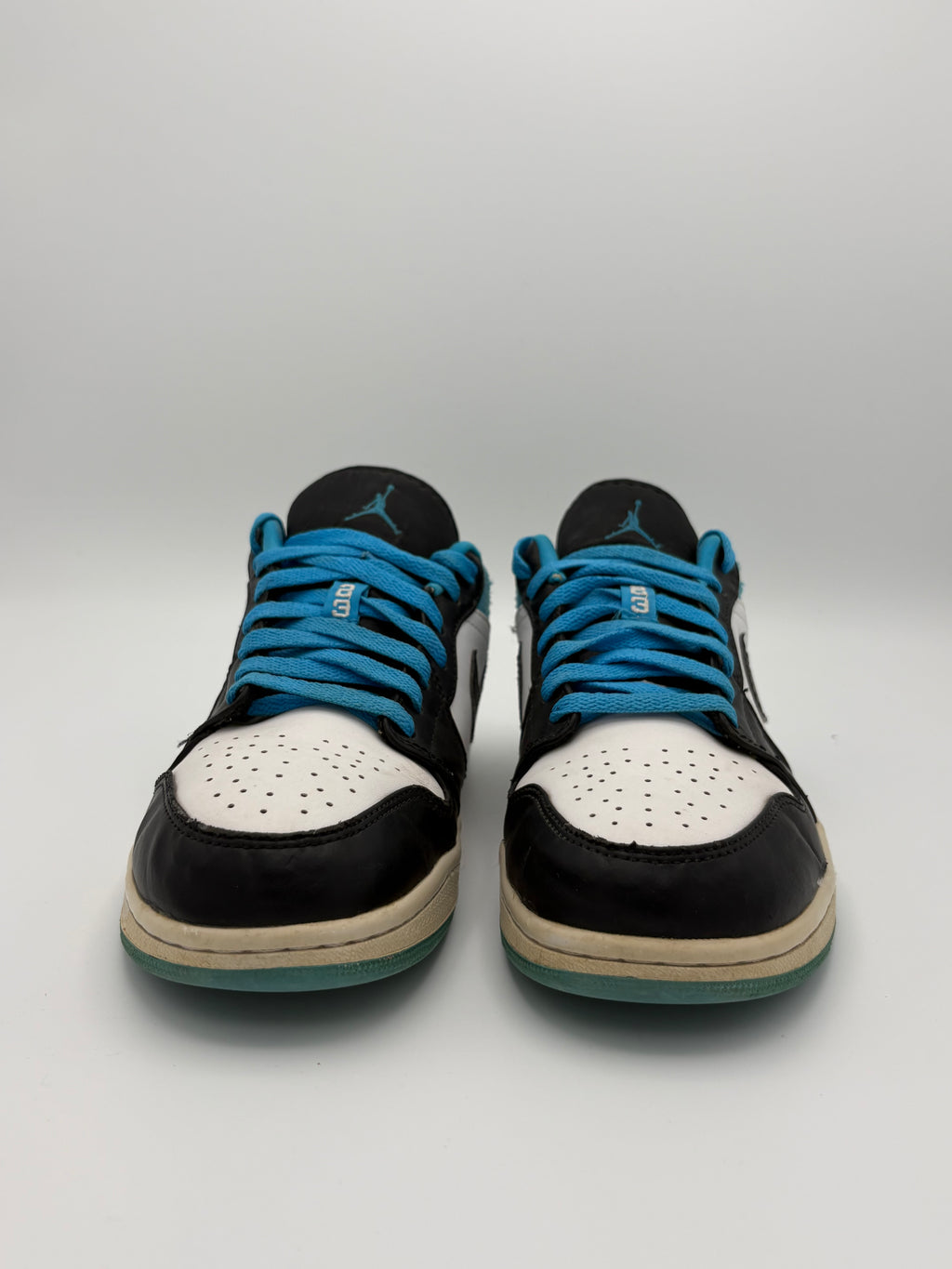 Nike Air Jordan 1 Low SE Laser Blue